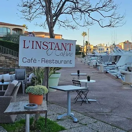 Lemon House Location With View