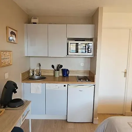 Lemon House Location With View * Cogolin