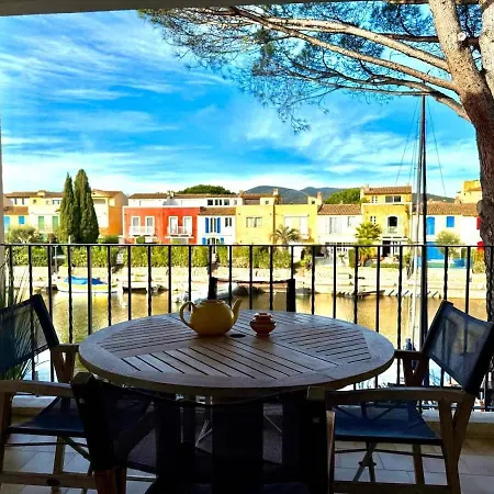 Lemon House Location With View